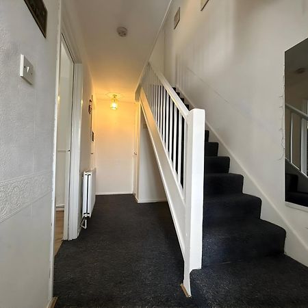 3 Bedroom House By M40 J4 High Wycombe Zewnętrze zdjęcie
