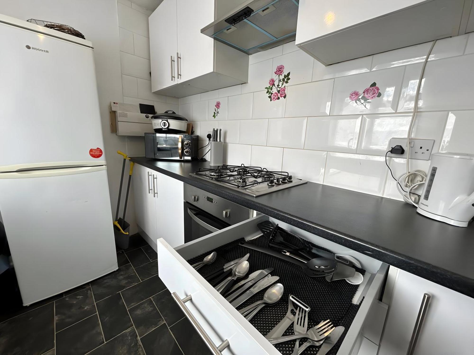 3 Bedroom House By M40 J4 High Wycombe Zewnętrze zdjęcie
